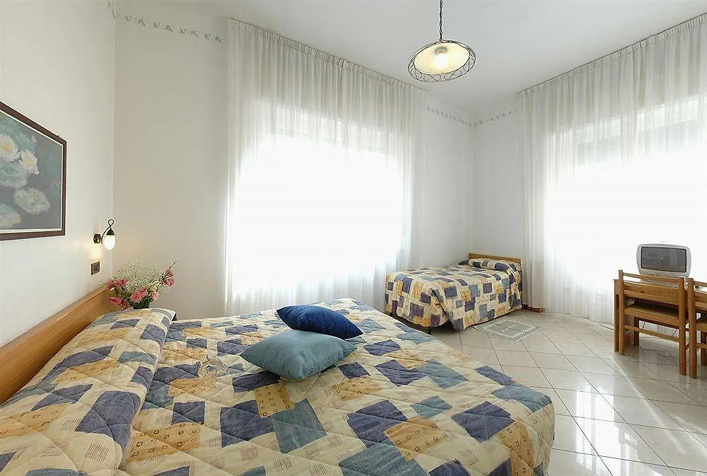 My Hotel Milano 2*, Milan